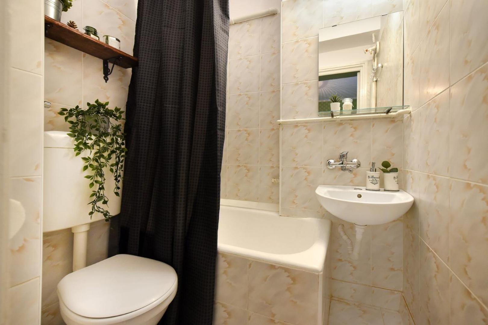 Chic Accommodation With Breathtaking Views Over Calea Victoriei - Your Central Heaven Бухарест Экстерьер фото